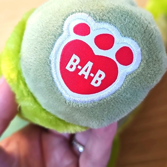 Rare Australia Exclusive Build A Bear Green Spotted Brachiosaurus 23" Plush - Picture 9 of 13